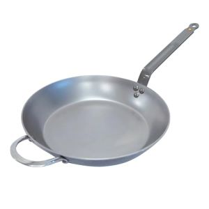 32 cm große Eisenpfanne von De Buyer